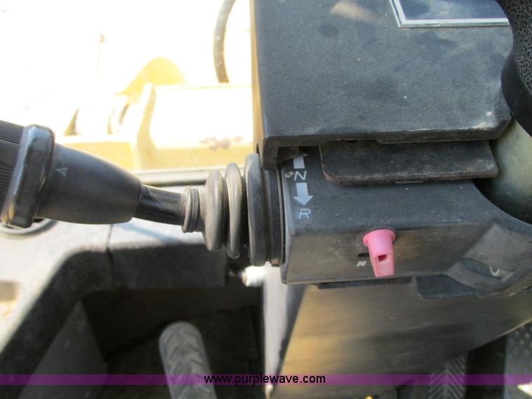 image for item R9456 1991 Trojan L2500 wheel loader