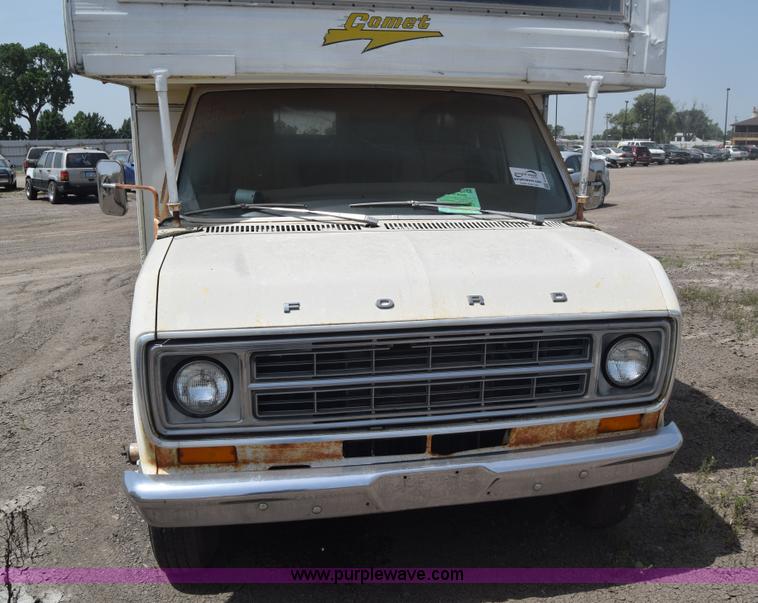 image for item E6389 1977 Ford Comet RV