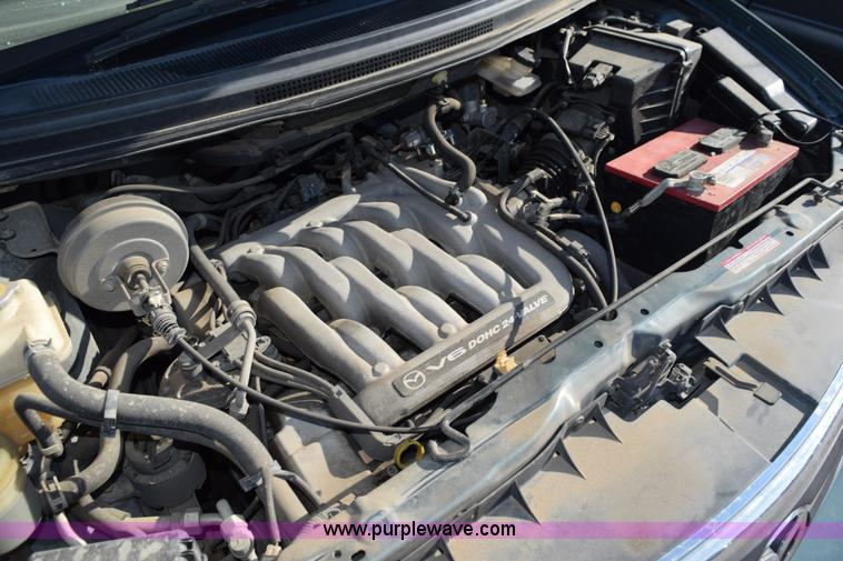 image for item L5853 2000 Mazda MPV