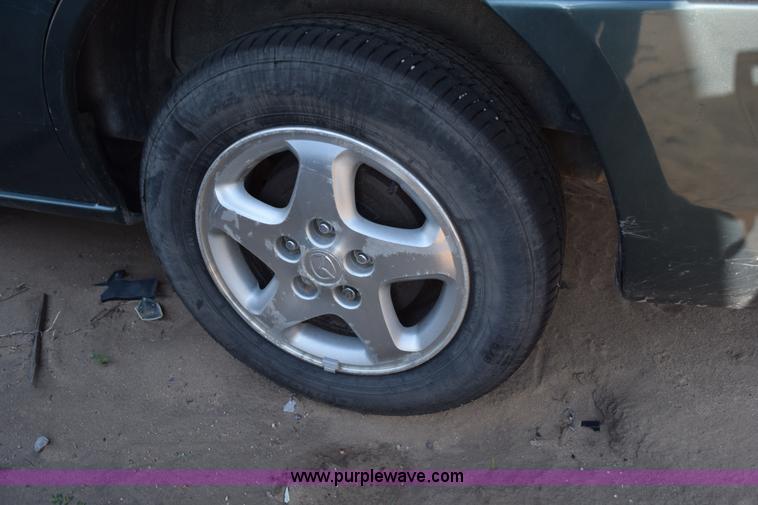 image for item L5853 2000 Mazda MPV