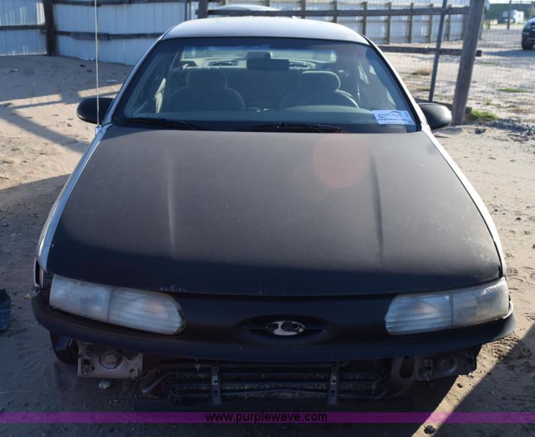 image for item L5855 1994 Ford Taurus GL