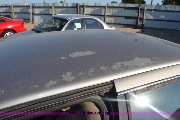 image for item L5855 1994 Ford Taurus GL