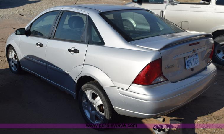 image for item L5856 2004 Ford Focus ZTS