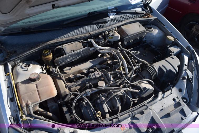 image for item L5856 2004 Ford Focus ZTS