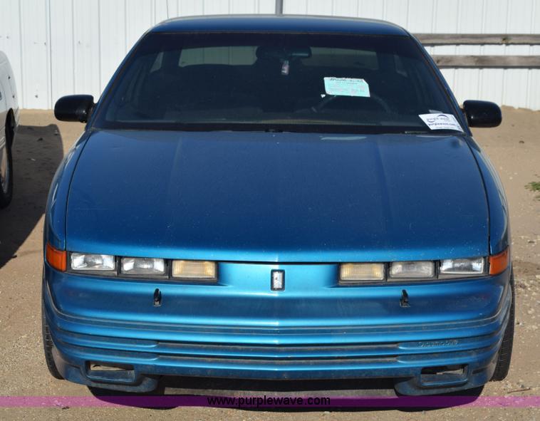 image for item L5857 1994 Oldsmobile Cutlass Supreme