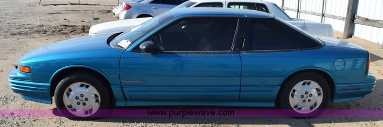 image for item L5857 1994 Oldsmobile Cutlass Supreme