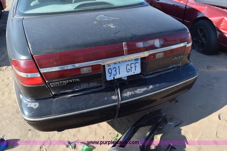 image for item L5858 1997 Lincoln Contintental