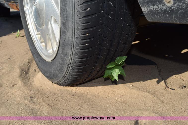 image for item L5858 1997 Lincoln Contintental