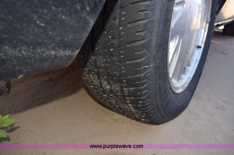 image for item L5858 1997 Lincoln Contintental