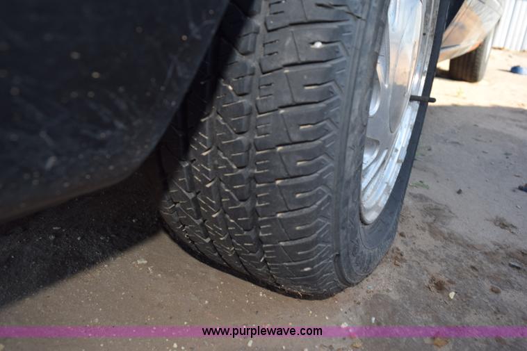 image for item L5858 1997 Lincoln Contintental