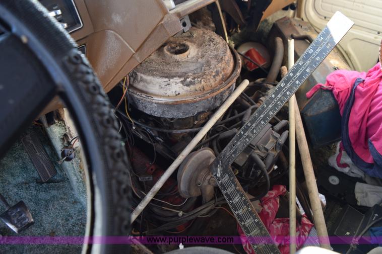 image for item L5861 1978 GMC Starcraft RV