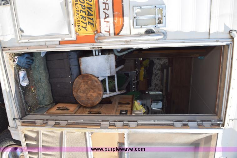 image for item L5861 1978 GMC Starcraft RV