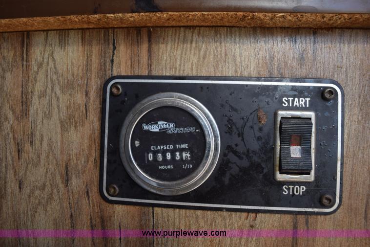 image for item L5861 1978 GMC Starcraft RV