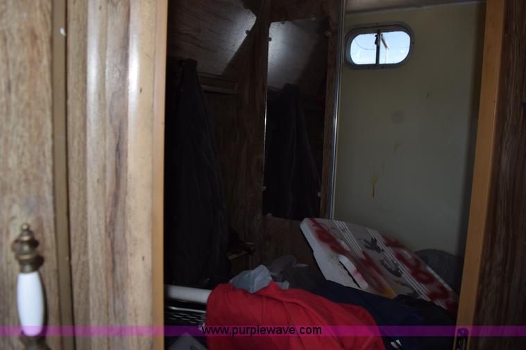 image for item L5861 1978 GMC Starcraft RV