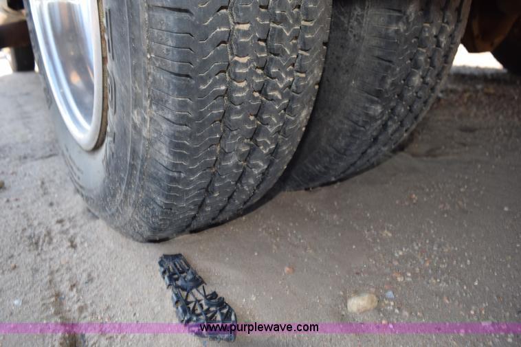 image for item L5861 1978 GMC Starcraft RV