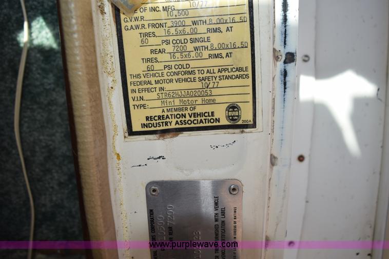 image for item L5861 1978 GMC Starcraft RV