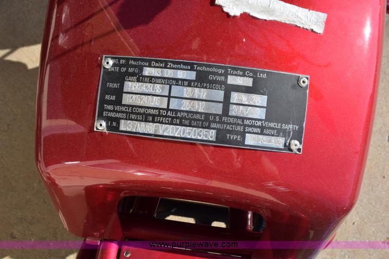 image for item L5862 2013 Huzhom moped