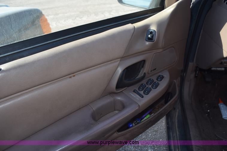 image for item L5864 1994 Ford Taurus SHO