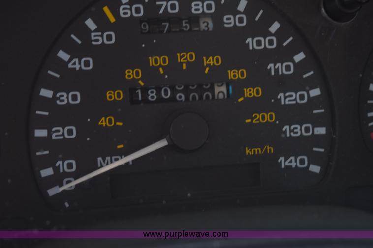 image for item L5864 1994 Ford Taurus SHO