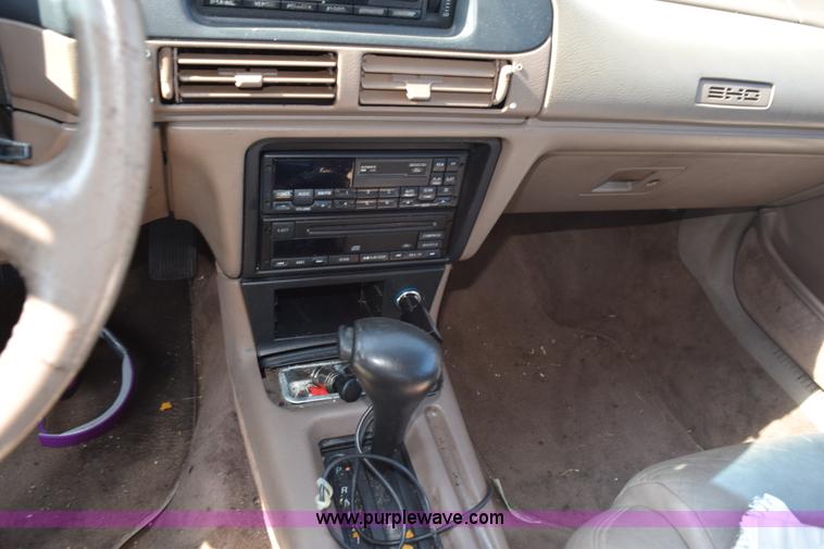 image for item L5864 1994 Ford Taurus SHO