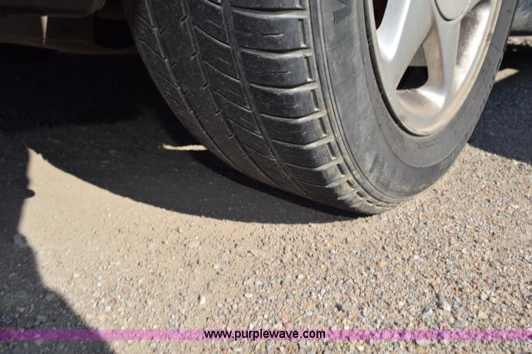 image for item L5864 1994 Ford Taurus SHO