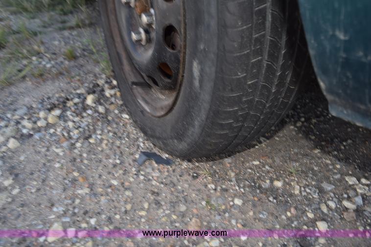 image for item L5865 1998 Ford Contour LX