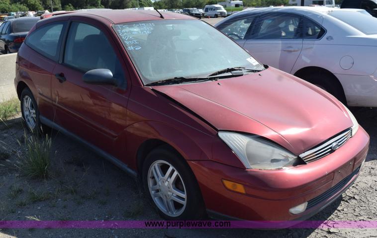 image for item L5866 2001 Ford Focus ZX3