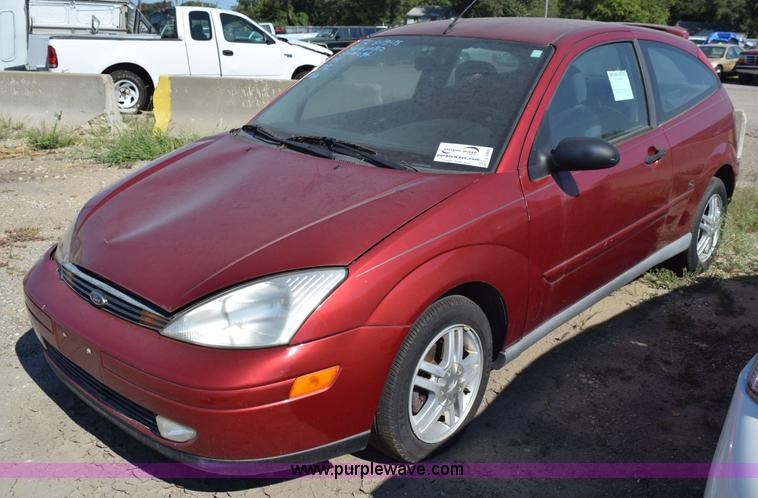 image for item L5866 2001 Ford Focus ZX3