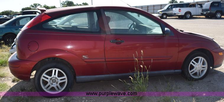 image for item L5866 2001 Ford Focus ZX3