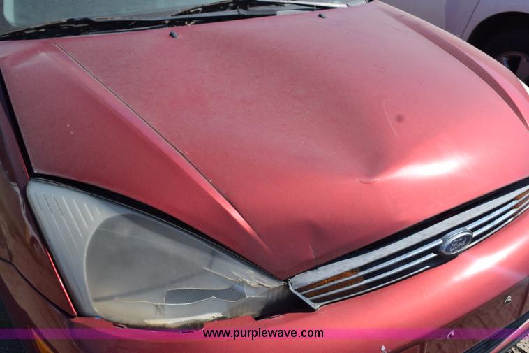 image for item L5866 2001 Ford Focus ZX3