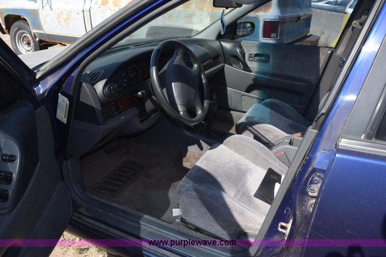 image for item L5867 1995 Nissan Altima