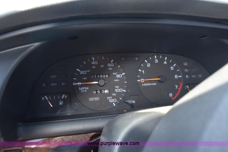 image for item L5867 1995 Nissan Altima