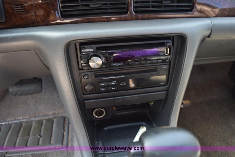 image for item L5867 1995 Nissan Altima