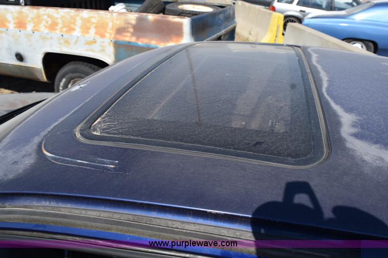 image for item L5867 1995 Nissan Altima