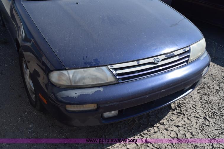 image for item L5867 1995 Nissan Altima