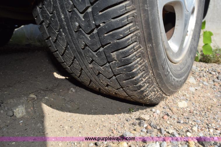 image for item L5867 1995 Nissan Altima