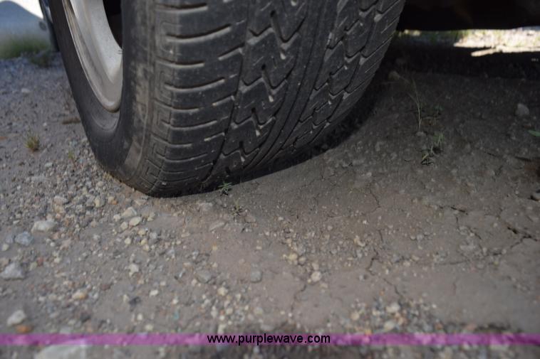 image for item L5867 1995 Nissan Altima