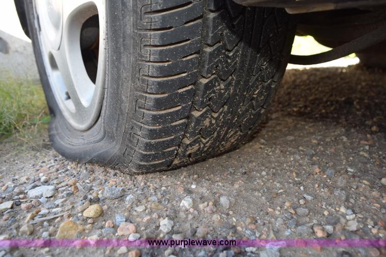 image for item L5867 1995 Nissan Altima