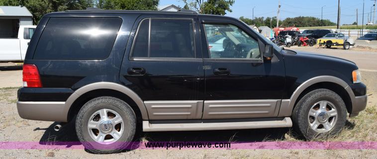 image for item L5868 2004 Ford Expedition Eddie Bauer SUV