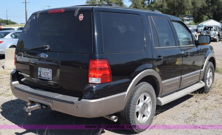 image for item L5868 2004 Ford Expedition Eddie Bauer SUV