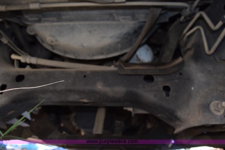 image for item L5868 2004 Ford Expedition Eddie Bauer SUV