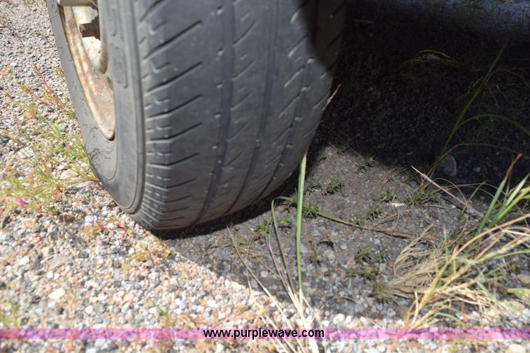 image for item L5869 1991 Ford Festiva GL