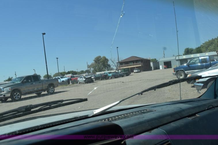 image for item L5872 1991 Chevrolet 1500 pickup truck