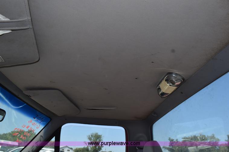 image for item L5875 1995 Ford F150 pickup truck