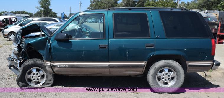 image for item L5878 1997 Chevrolet Tahoe SUV