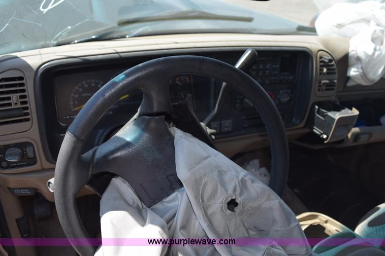 image for item L5878 1997 Chevrolet Tahoe SUV