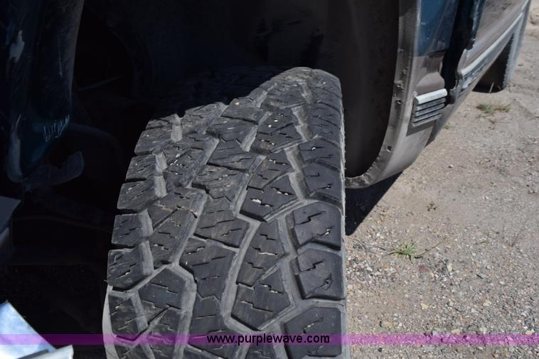 image for item L5878 1997 Chevrolet Tahoe SUV