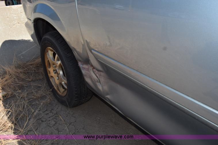 image for item L5881 2004 Dodge Grand Caravan SXT van