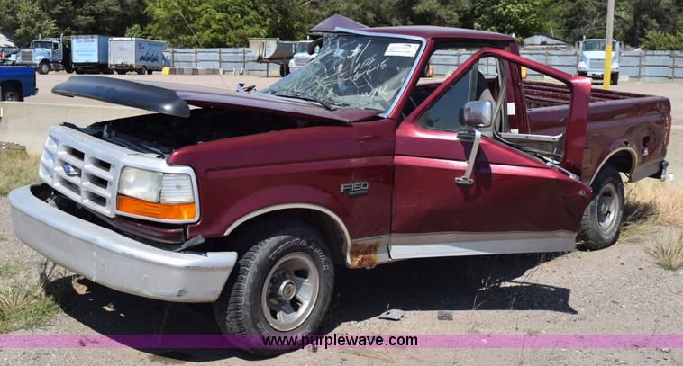 image for item L5883 1996 Ford F150 pickup truck