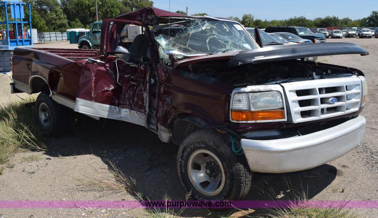 image for item L5883 1996 Ford F150 pickup truck